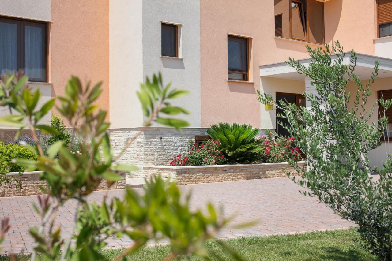 Villa Malibu One Vir Kültér fotó